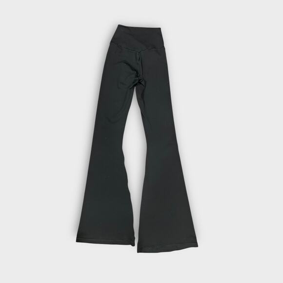 OFFLINE By Aerie Real Me High Waisted Crossover Rib Super Flare Legging XS Black - Picture 4 of 5